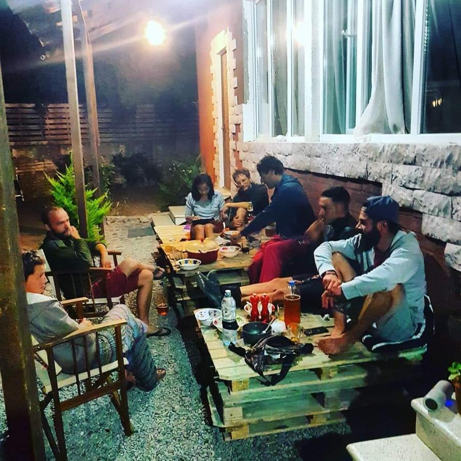 Tbilisi Yard Hostel Exteriör bild